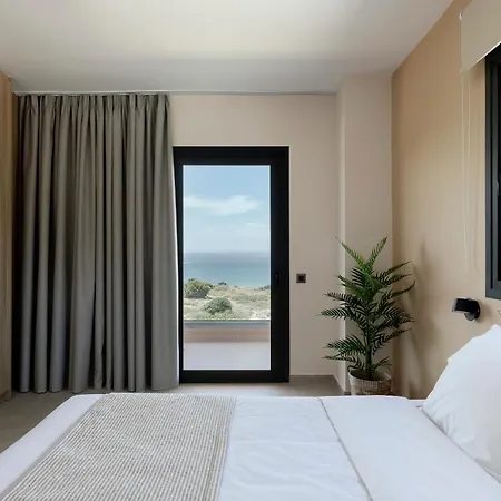 The Nest Hotel 2*